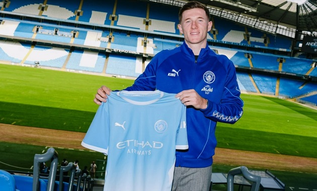 Ảnh bài viết Elliot Anderson là đáp án hoàn hảo cho tuyến giữa Man City