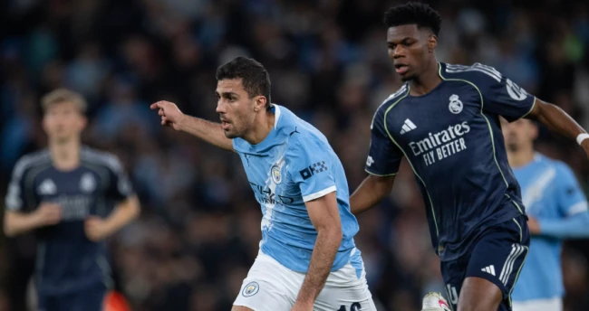 Ảnh bài viết Rodri sang Real Madrid sẽ mở đường cho MU nổ bom tấn Tchouameni