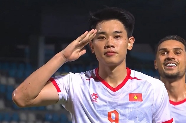 Ảnh bài viết Cú hat-trick khẳng định giá trị của Đình Bắc ở tuyển Việt Nam