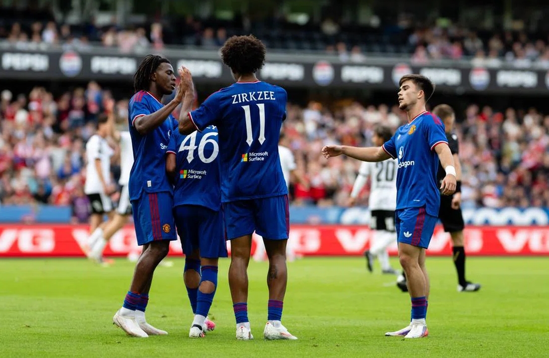 Ảnh bài viết 4 điểm nhấn Rosenborg 0-5 MU: Zirkzee rực sáng, Carrick-ball lột xác