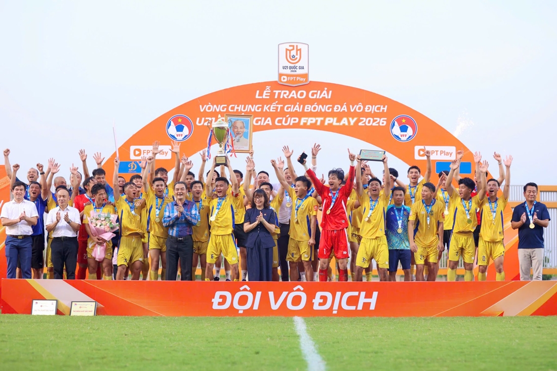 Ảnh bài viết Chơi thiếu người, U21 SLNA vẫn vô địch quốc gia