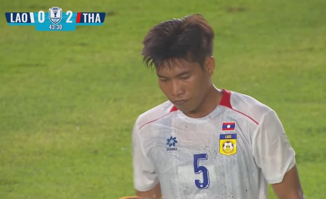 Ảnh bài viết Lào 0-2 Thái Lan: Cầu thủ chủ nhà lĩnh thẻ đỏ