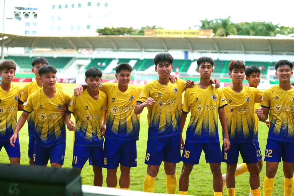 Ảnh bài viết Vượt ải SLNA, PVF hẹn đấu Hà Nội tại bán kết U17 Quốc gia