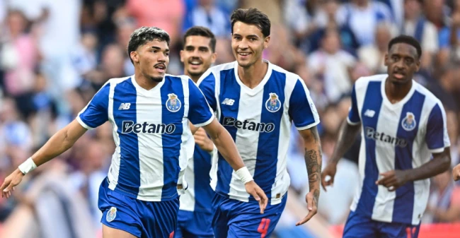 William Gomes lập công cho Porto. Ảnh: Getty.