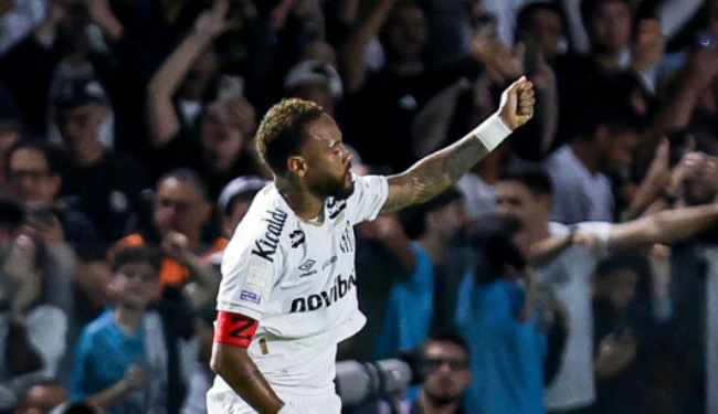 Ảnh bài viết Neymar ăn mừng kiểu poker đáp trả chỉ trích của CĐV