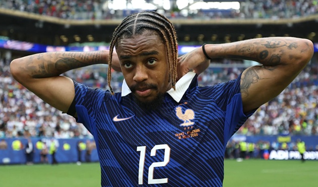 PSG đang muốn 170 triệu euro cho Barcola. (Ảnh: Getty Images)