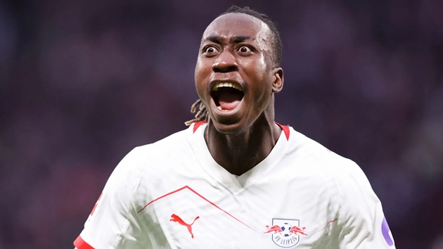 Ảnh bài viết PSG giận dữ quyết trả đũa Real Madrid vụ Yan Diomande