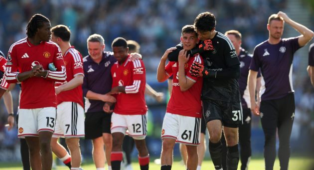 Shea Lacey (số 61) sẽ được giữ lại đội một Man United. Ảnh: Getty Images.