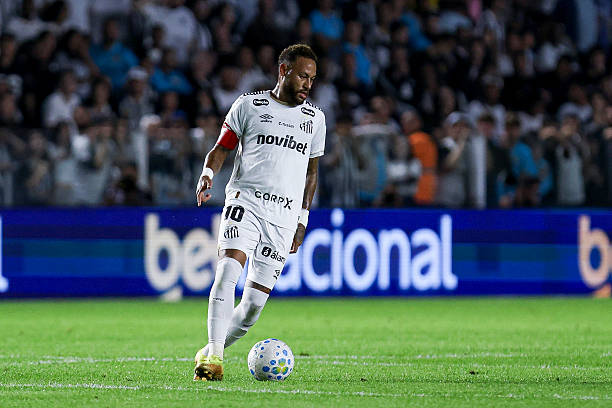 Ảnh bài viết Neymar bị cáo buộc xúc phạm đồng đội tại Santos