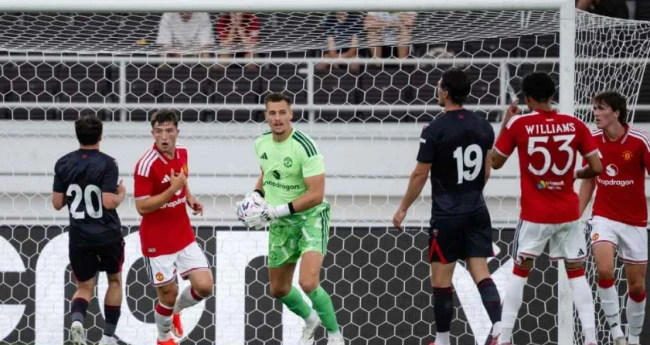 Thủ thành Radek Vitek có khả năng cao rời MU. Ảnh: Getty.