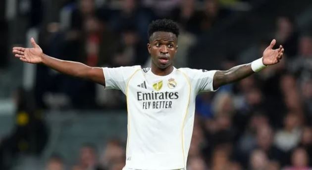 Ảnh bài viết Alan Pardew: Vụ Vinicius Junior tới Arsenal coi như xong