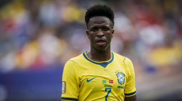Vinicius có thể nâng tầm hàng công Pháo thủ. Ảnh: Getty Images.
