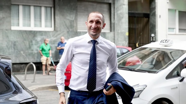 Chiellini có thể thay Maldini làm Giám đốc kỹ thuật tại FIGC. (Ảnh: Gazzetta)
