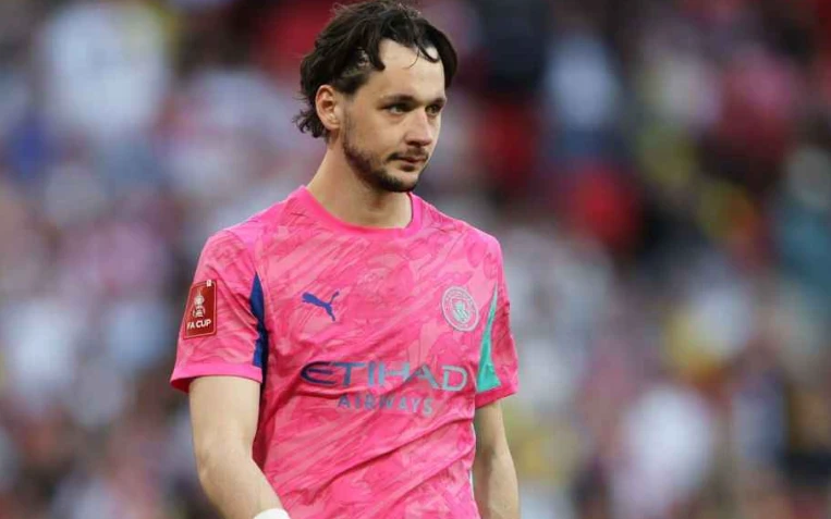 Ảnh bài viết Leeds United sắp hoàn tất thương vụ James Trafford từ Man City