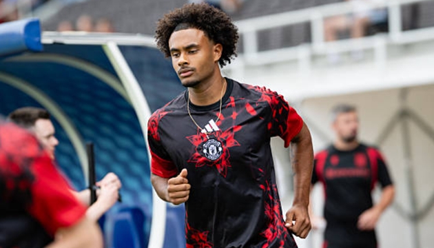 Juventus muốn mượn Zirkzee. (Ảnh: Getty Images)