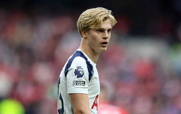 Ảnh bài viết Man Utd hỏi mua Bergvall từ Tottenham với giá 50 triệu bảng