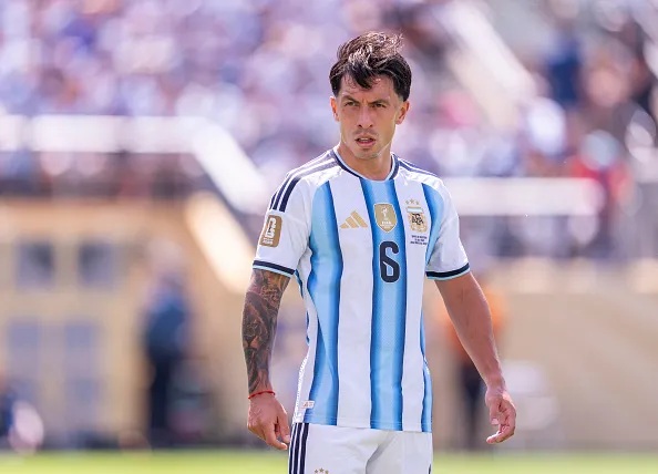 Ảnh bài viết Martinez nêu lý do cầu thủ Argentina quay lưng lại với Tây Ban Nha