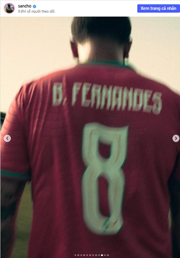 Sancho mặc áo của Bruno Fernandes. (Instagram nhân vật)