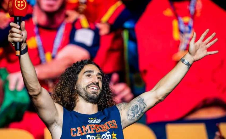Ảnh bài viết Cucurella xúc động gửi lời chào tạm biệt Chelsea