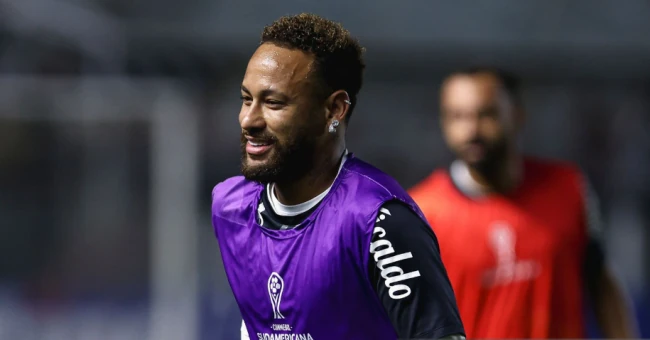 Ảnh bài viết Neymar lên tiếng về tin đồn bắt nạt đồng đội tại Santos