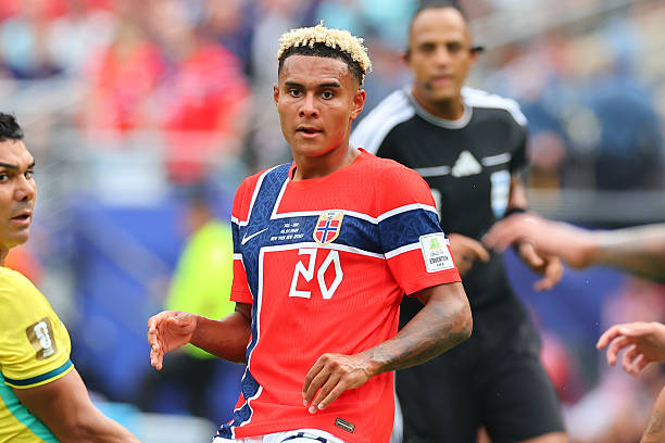 Ảnh bài viết Tin đồn chuyển nhượng tối 30/7: Arsenal nhắm Antonio Nusa; Man City quyết giữ chân Rodri