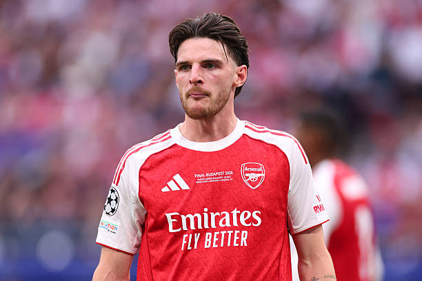 Ảnh bài viết Declan Rice nén đau hội quân sớm cùng Arsenal
