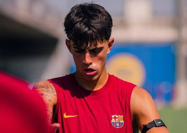 Bernal được Arsenal và Chelsea săn đón. Ảnh: FC Barcelona