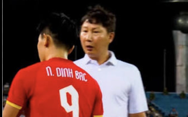 Ảnh bài viết HLV Kim Sang-sik lý giải nguyên nhân sớm rút Đình Bắc