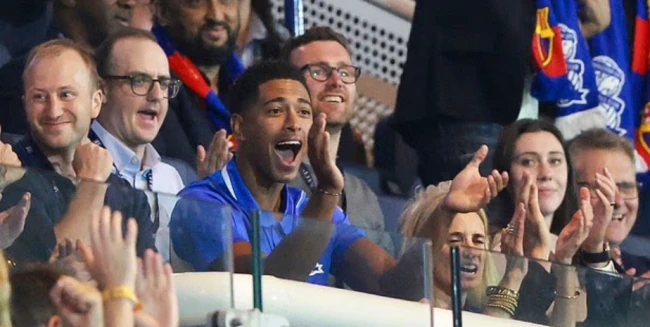 Bellingham đến cổ vũ đội bóng cũ Birmingham City. Ảnh: Daily Mail.