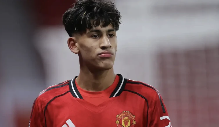 Ảnh bài viết Sao 15 tuổi JJ Gabriel sáng cửa ra mắt MU trước Atletico