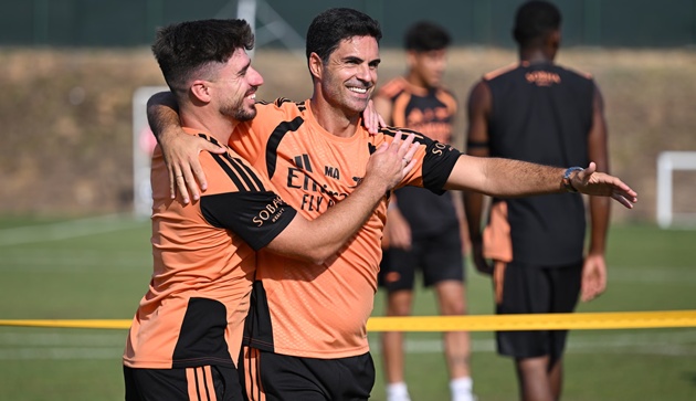 Arteta phải giải b&agrave;i to&aacute;n thể lực của CLB. (Ảnh: Getty Images)