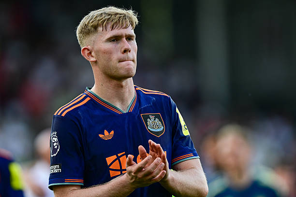 Manchester United d&agrave;nh sự quan t&acirc;m cho Manchester United. Ảnh: Getty Images