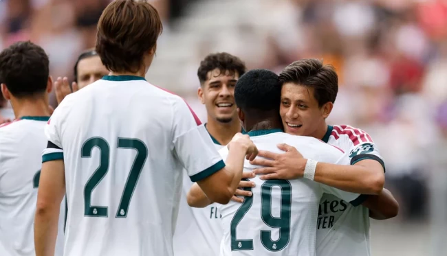 Ảnh bài viết Endrick nổ súng, Real Madrid của Mourinho hòa 2-2 Fiorentina