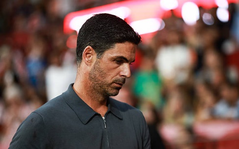 Ảnh bài viết Phản ứng của Mikel Arteta trước tin đồn Arsenal mua Vini