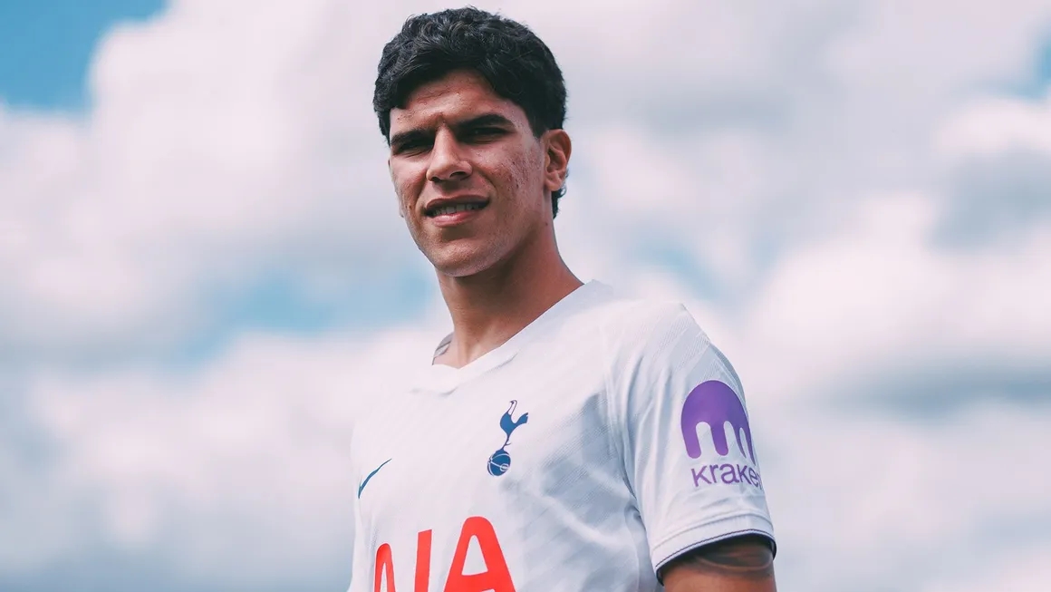 Ảnh bài viết Lý do tân binh 85 triệu bảng phớt lờ MU chọn Tottenham