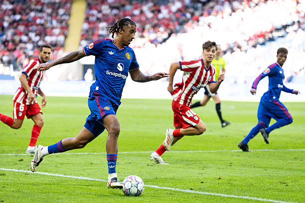 Ảnh bài viết Leny Yoro tự tin Man Utd sẽ vô địch Ngoại hạng Anh