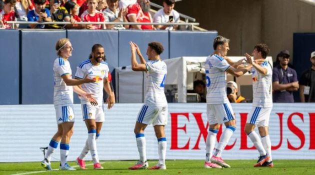 Ảnh bài viết Leeds hạ Liverpool, huyền thoại ngỡ ngàng vì Harry Wilson