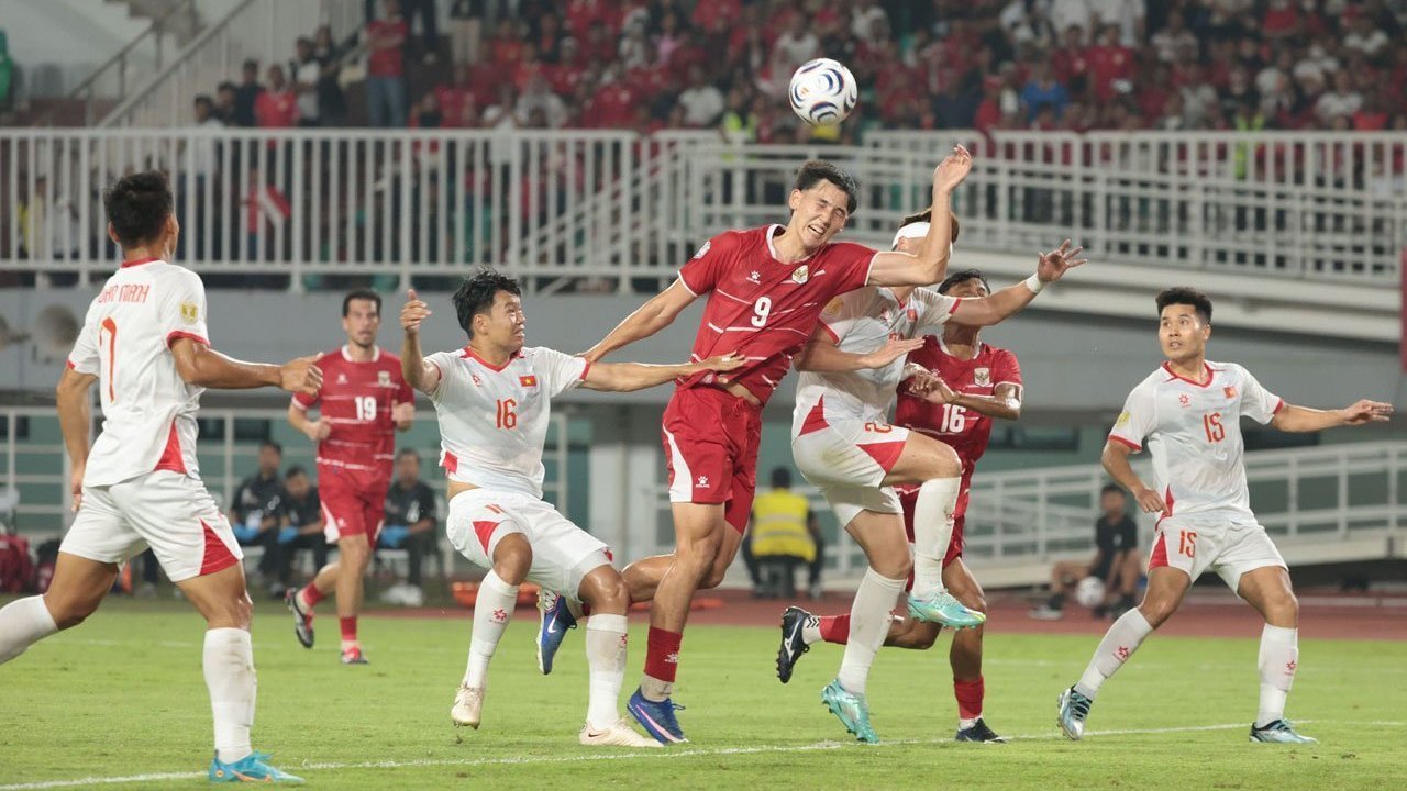 Indonesia bị hủy diệt ngay trên sân nhà. Ảnh: Bola.