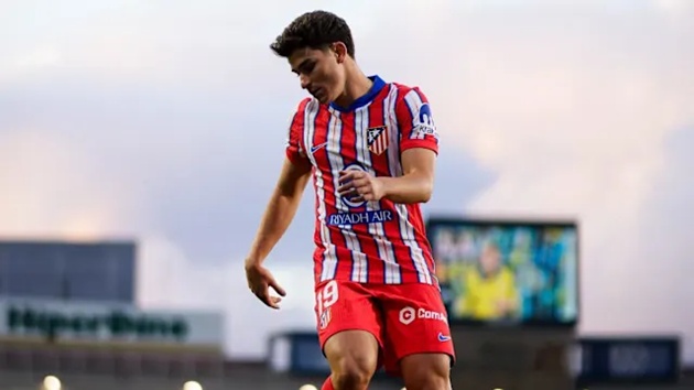 Tiền đạo Argentina khó rời Atletico. (Ảnh: Sports.yahoo)