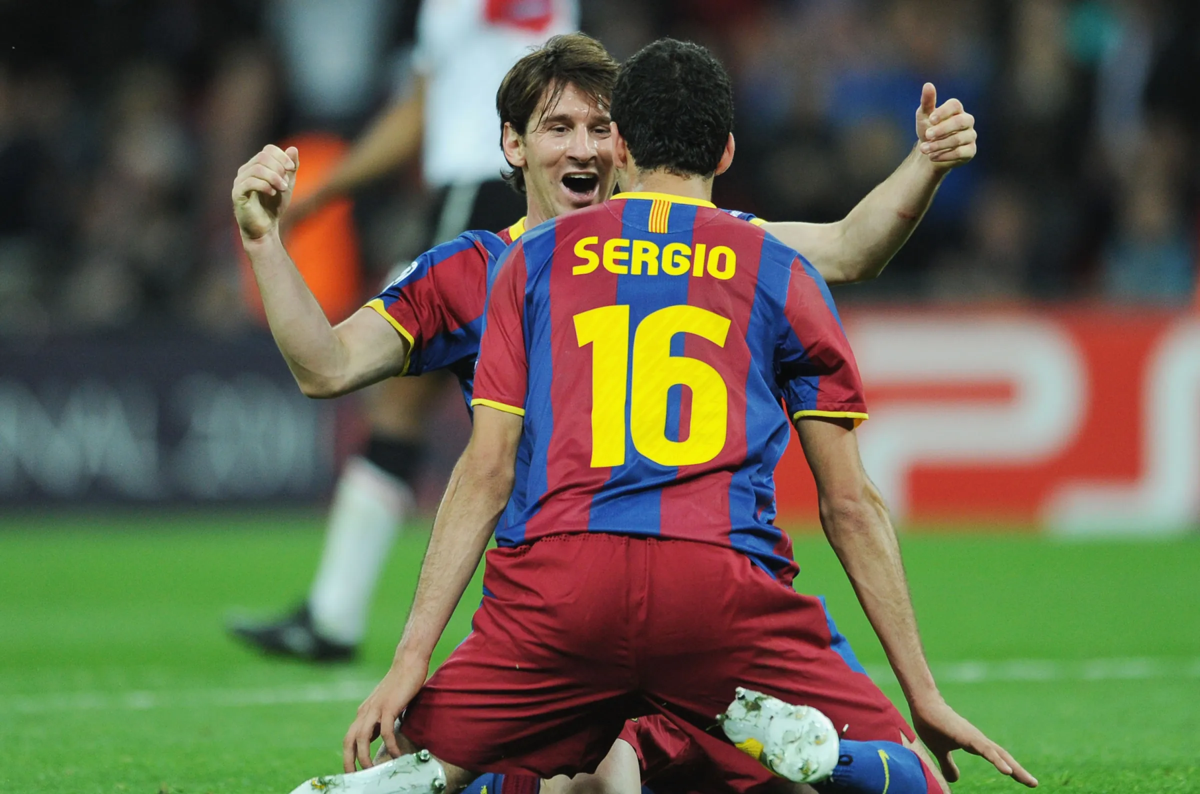 Thiên tài Messi giúp Busquets sở hữu kiến tạo đặc biệt. Ảnh: Getty Images.