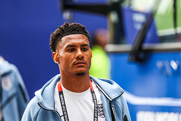 Ollie Watkins kh&ocirc;ng nằm trong tầm ngắm của Manchester United. Ảnh: Getty Images