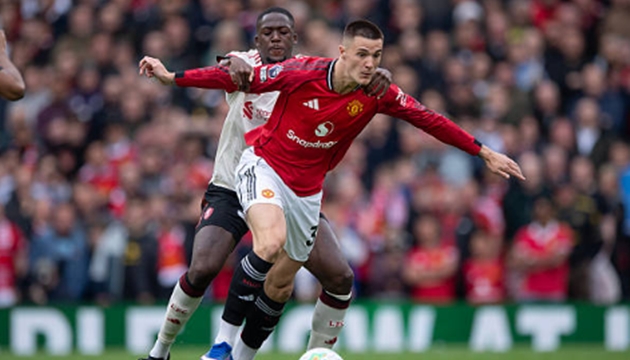 Ảnh bài viết Man Utd từ chối đàm phán bán Benjamin Sesko cho Tottenham