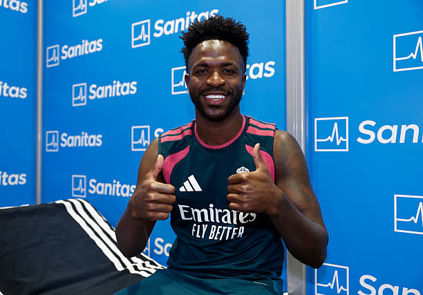 Ảnh bài viết Chuyên gia cảnh báo Arsenal về thương vụ Vinicius