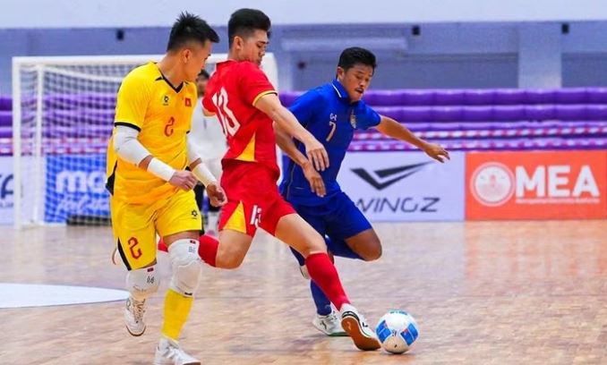 Ảnh bài viết Bị dẫn 0-3, futsal Việt Nam lội ngược dòng hòa Thái Lan 3-3