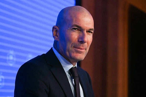 Zinedine Zidane sắp hoàn tất bộ khung trợ lý huấn luyện viên tại tuyển Pháp. Ảnh: Getty Images