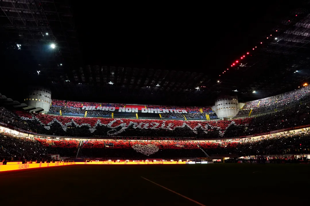 Derby Milan lu&ocirc;n b&ugrave;ng nổ với những m&agrave;n Tifo ngoạn mục. Ảnh: Getty Images.