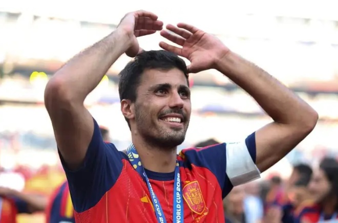 Ảnh bài viết Real hay Barca mới là ''chân ái'' của Rodri?