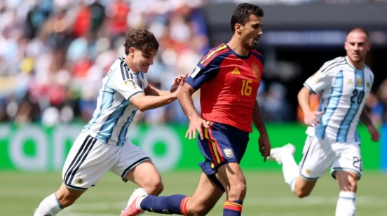 Ảnh bài viết Barca muốn sở hữu cú đúp bom tấn Rodri và Alvarez