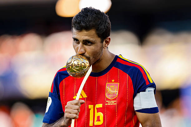 Ảnh bài viết Real Madrid đang trả giá vì sự chần chừ vụ Rodri