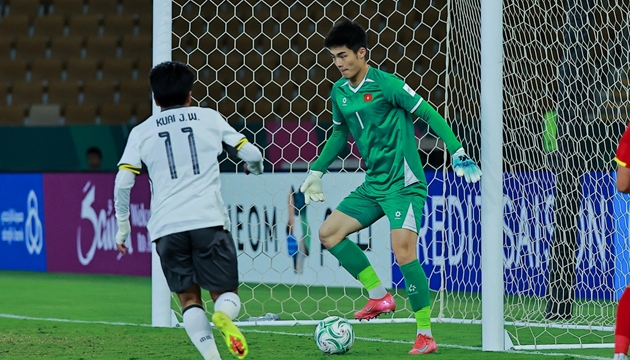 Trần Trung Kiên là một trong những cái tên nhiều khả năng sẽ được trao cơ hội trước Campuchia. Ảnh: AFC